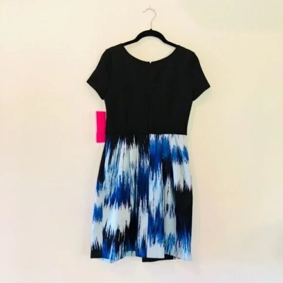 BETSEY JOHNSON PRINTED MINI DRESS - Picture 3 of 5